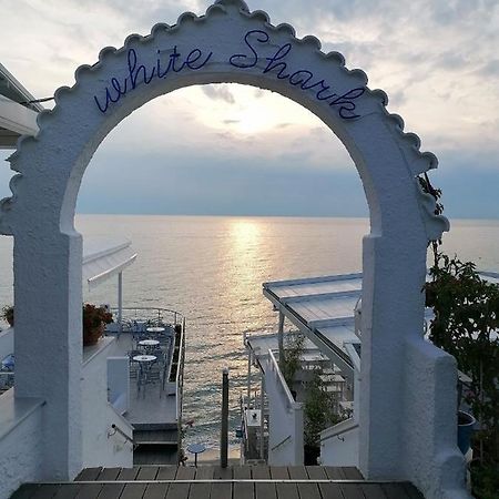 Olympos Beach Plaka Exterior foto