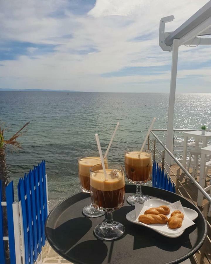 Olympos Beach Plaka Exterior foto